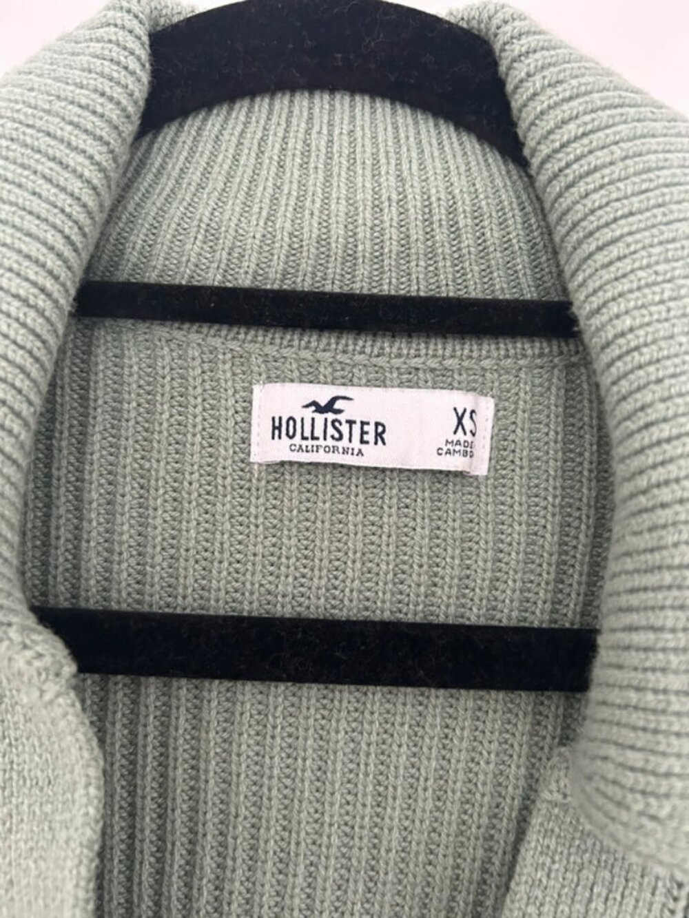 Hollister jumper - Picture 3 of 6